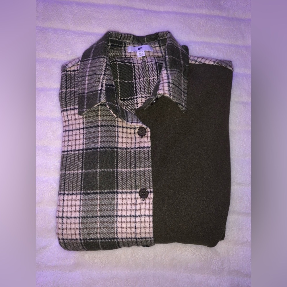 BP Nordstrom plaid flannel mix with dark green button up, only worn once ☺️